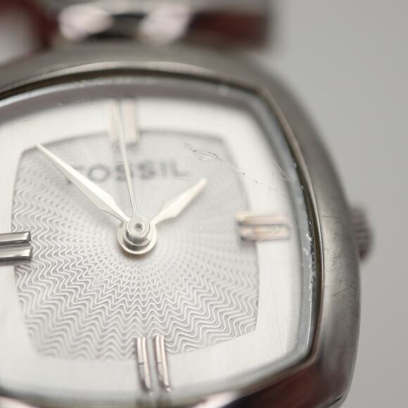 Fossil Womens Silver Tone Square Link Deco 22mm Watch 5.75" Bracelet ES-1869 - Picture 8 of 15